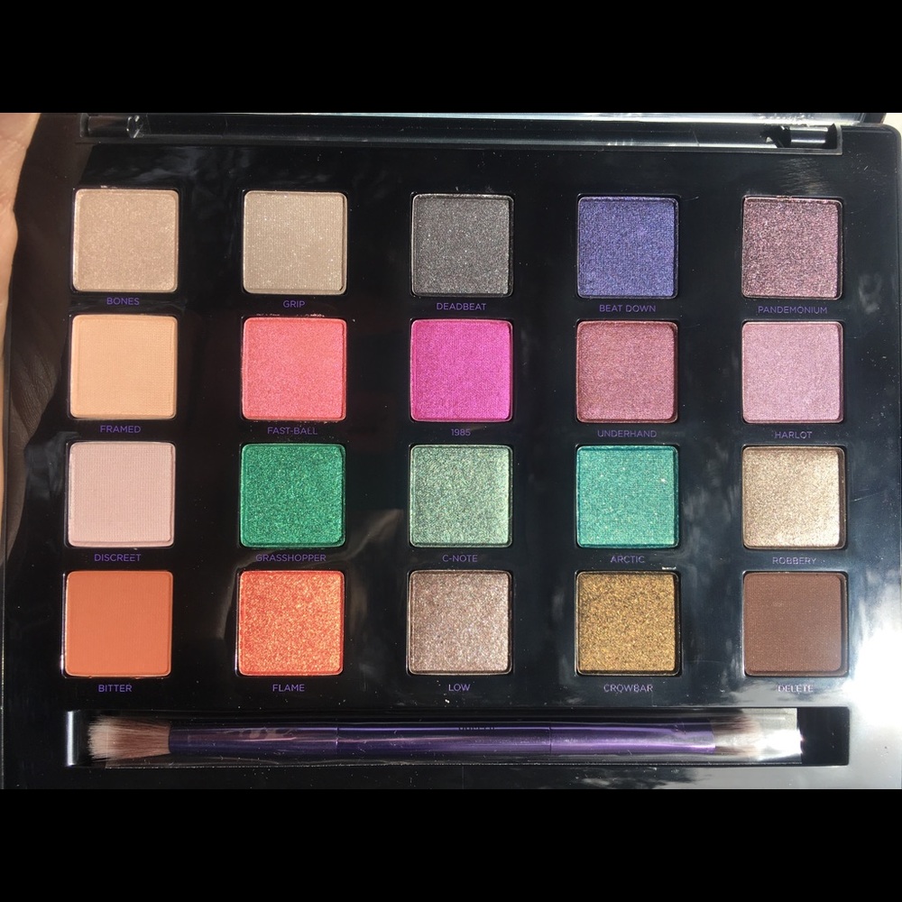 🎉HP🎉 Urban Decay Vice 4 Palette